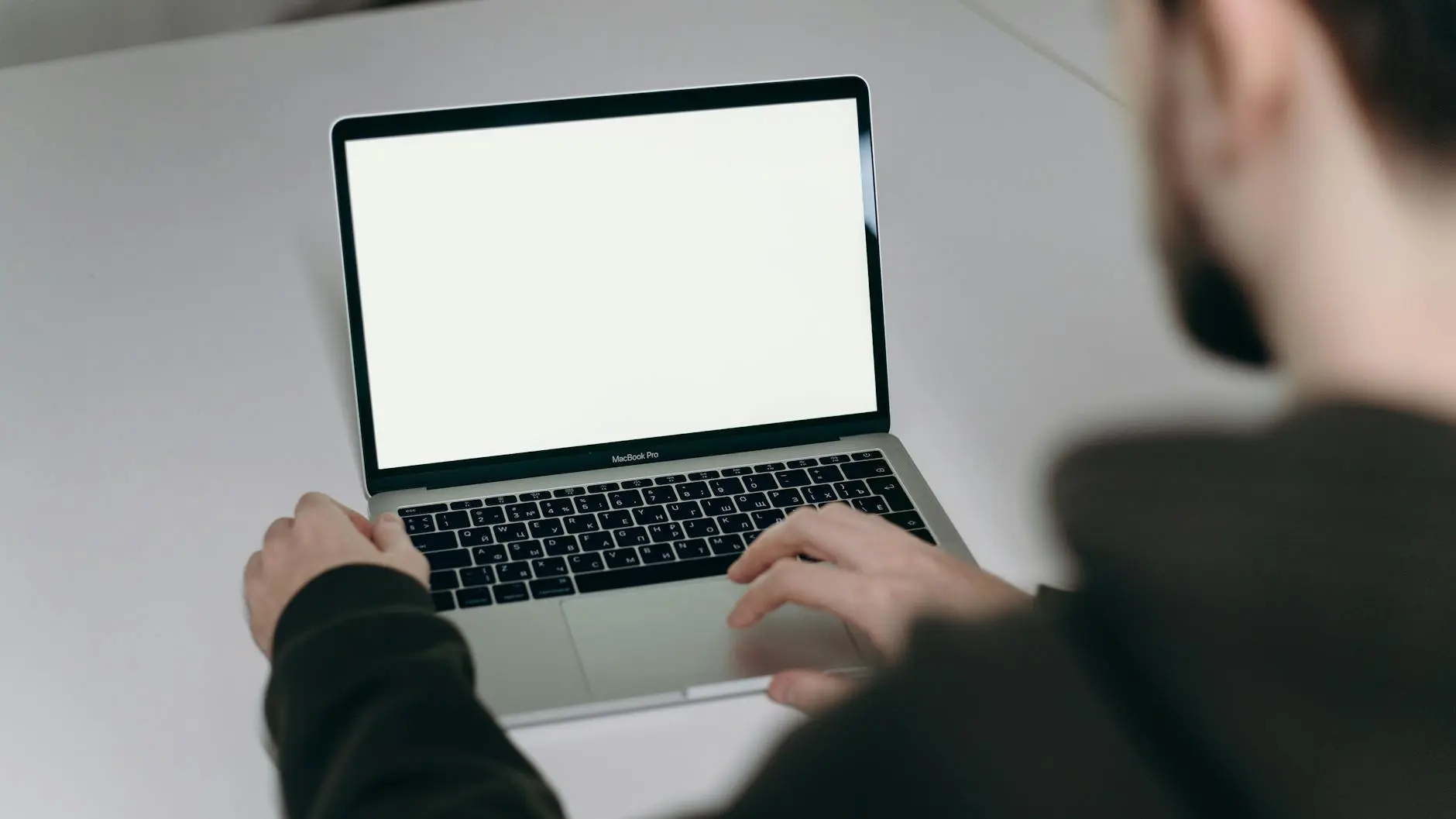 Waarom gratis websites geld kosten